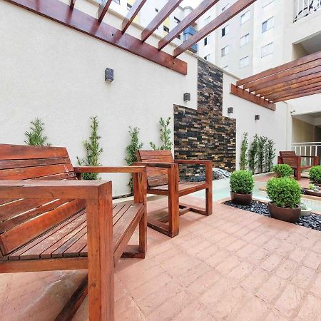 Bem No Centro, Cozinha Completa, Varanda E Garagem Poços de Caldas Екстериор снимка