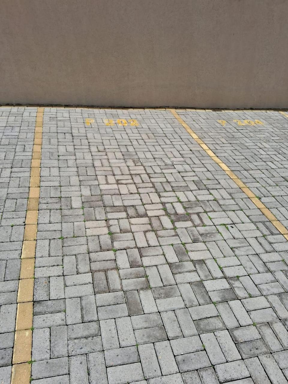 Bem No Centro, Cozinha Completa, Varanda E Garagem Poços de Caldas Екстериор снимка
